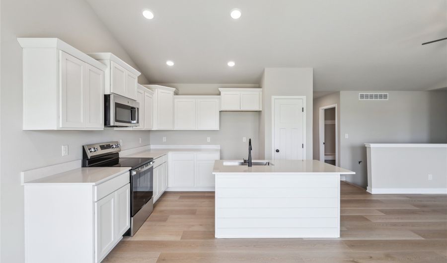 4421 NW Olivia Ln, Ankeny, IA 50023 - 3 Beds, 2 Bath