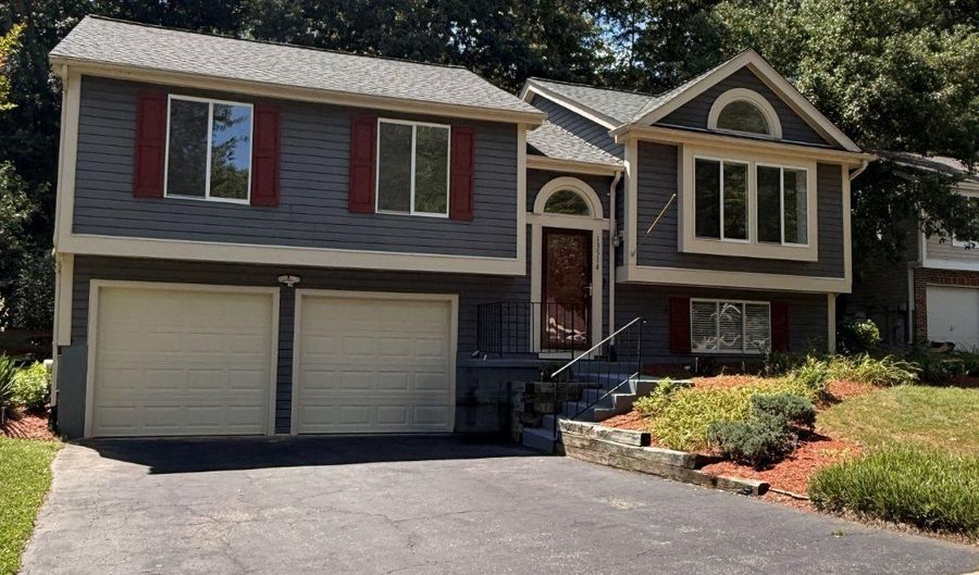 13514 STEEPLECHASE Dr, Bowie, MD 20715 - 5 Beds, 3 Bath