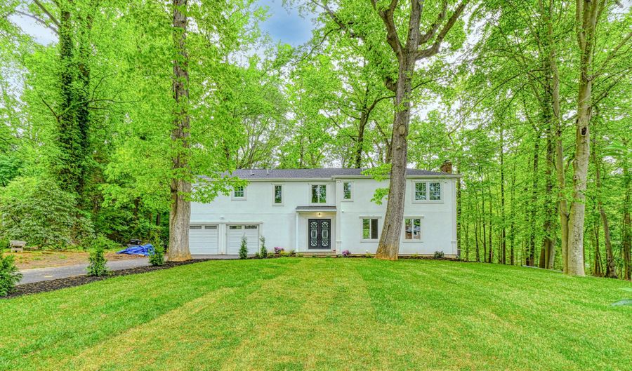 58 Fish Hawk Dr, Middletown, NJ 07748 - 5 Beds, 6 Bath
