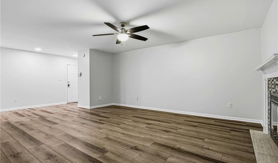 63 Hampshire Ct, Avondale Estates, GA 30002 - 2 Beds, 2 Bath