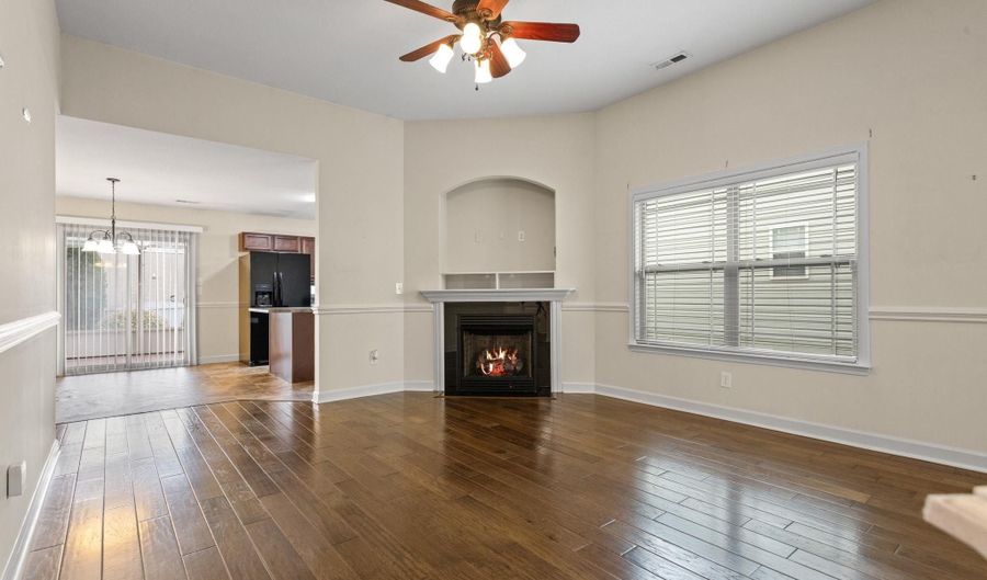 640 Clarion Ct, Boiling Springs, SC 29316 - 3 Beds, 2 Bath
