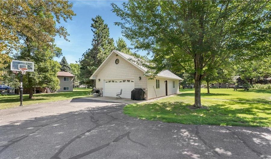 2502 Ranchwood Cir SE, Alexandria, MN 56308 - 4 Beds, 2 Bath
