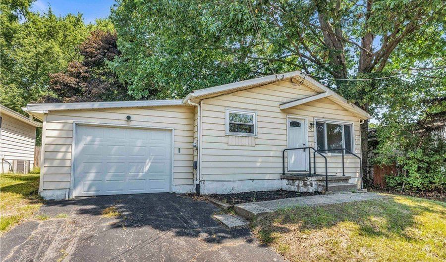 901 Jean Ave, Akron, OH 44310 - 3 Beds, 1 Bath