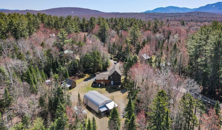 50 Wilderness Rd, Bethlehem, NH 03574 - 4 Beds, 4 Bath