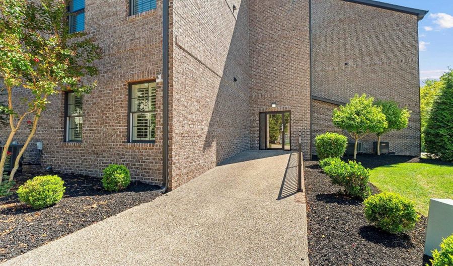 3 Sentiment Way Suite A, Barboursville, WV 25504 - 3 Beds, 2 Bath