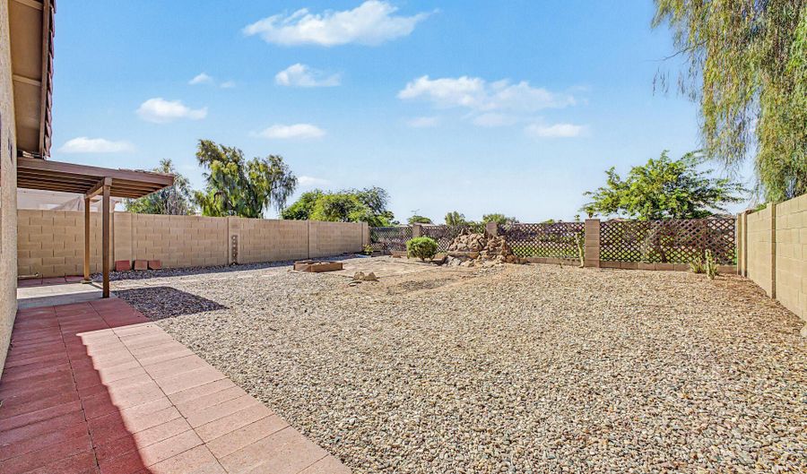 966 E GRAHAM Ln, Apache Junction, AZ 85119 - 3 Beds, 2 Bath