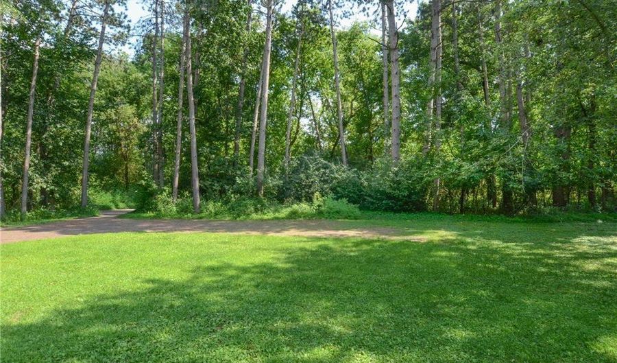 16060 Putnam Blvd S, Afton, MN 55001 - 4 Beds, 2 Bath