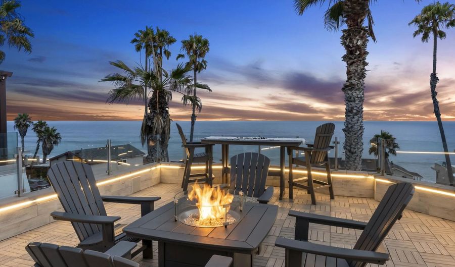 506 S Pacific St, Oceanside, CA 92054 - 3 Beds, 4 Bath