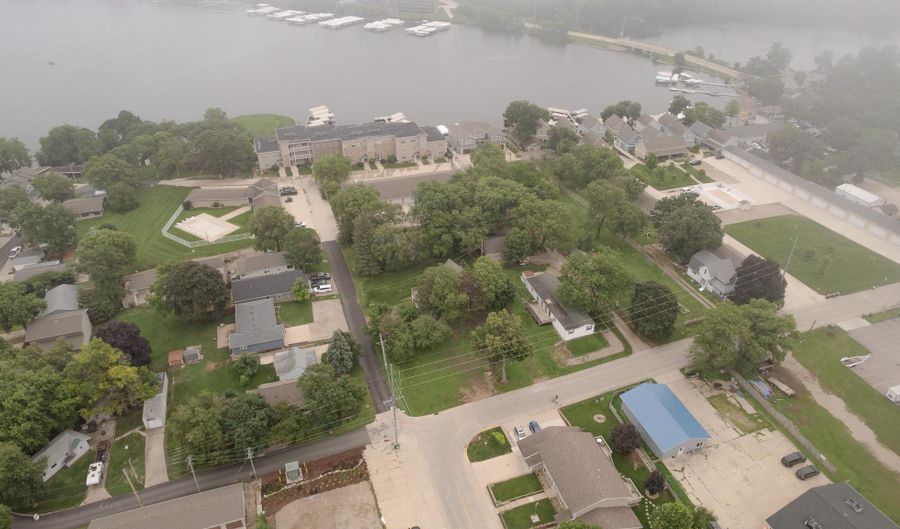 306 Iowa St, Arnolds Park, IA 51331 - 0 Beds, 0 Bath