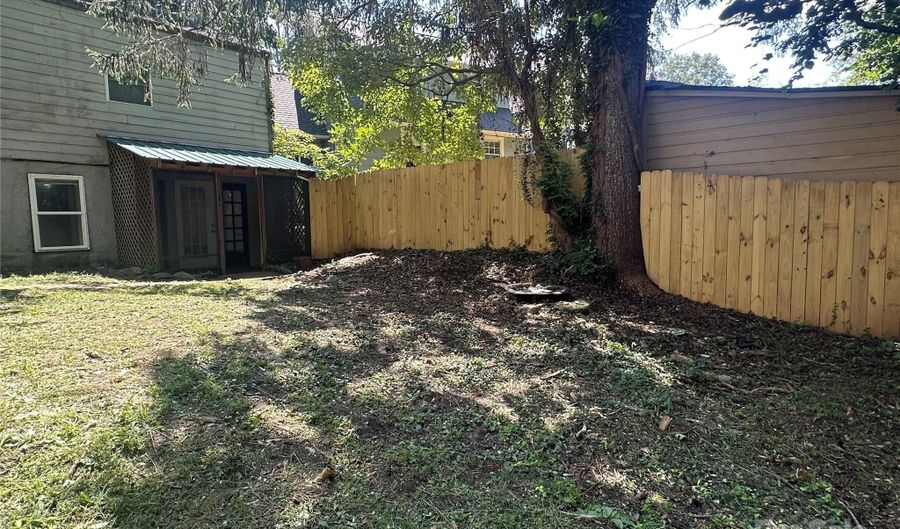 65 Westover Dr, Asheville, NC 28801 - 3 Beds, 2 Bath
