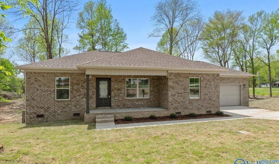 528 Askea Grove Ln, Arab, AL 35016 - 3 Beds, 2 Bath