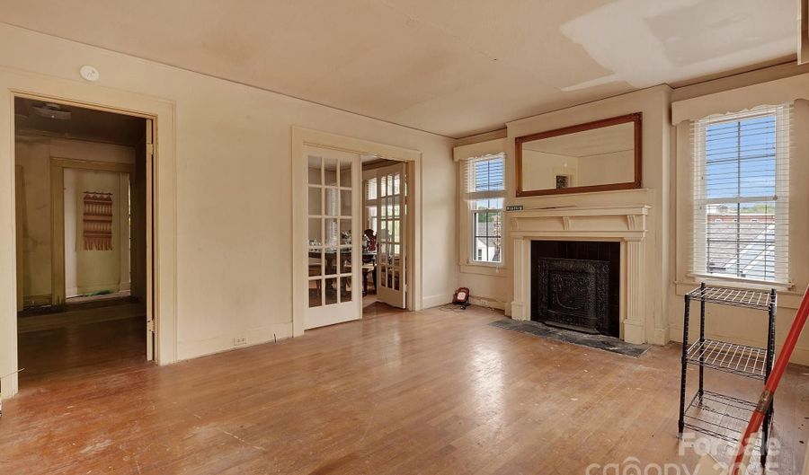 114 S 5th St, Albemarle, NC 28001 - 2 Beds, 1 Bath