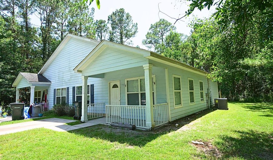 7327 Bayside Dr A & B, Bay St. Louis, MS 39520 - 6 Beds, 4 Bath