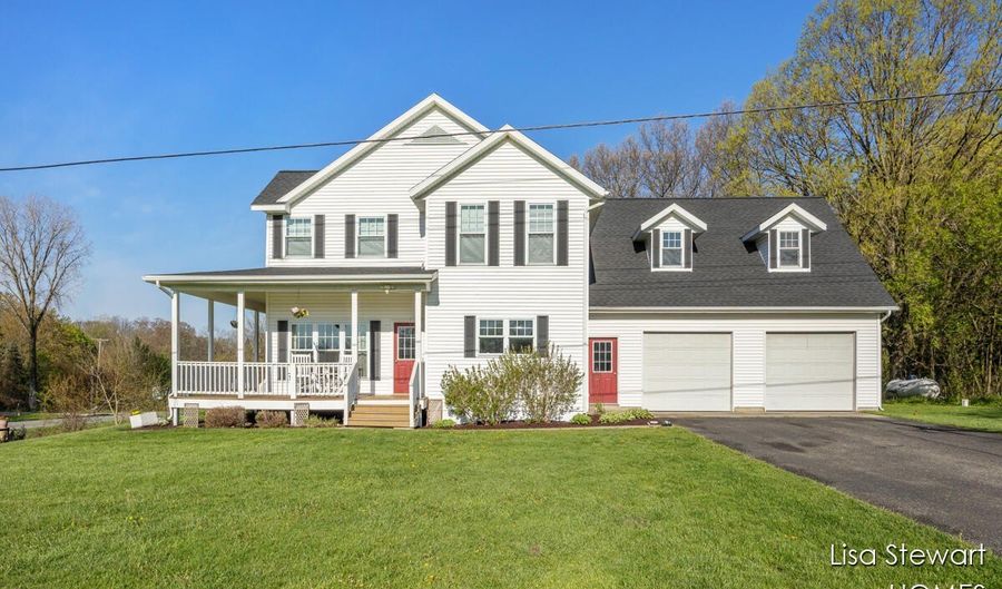 2445 Honey Creek Ave NE, Ada, MI 49301 - 4 Beds, 4 Bath