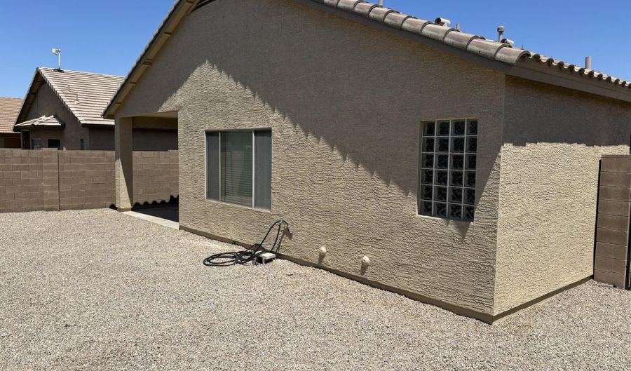 11559 W LINCOLN St, Avondale, AZ 85323 - 3 Beds, 2 Bath