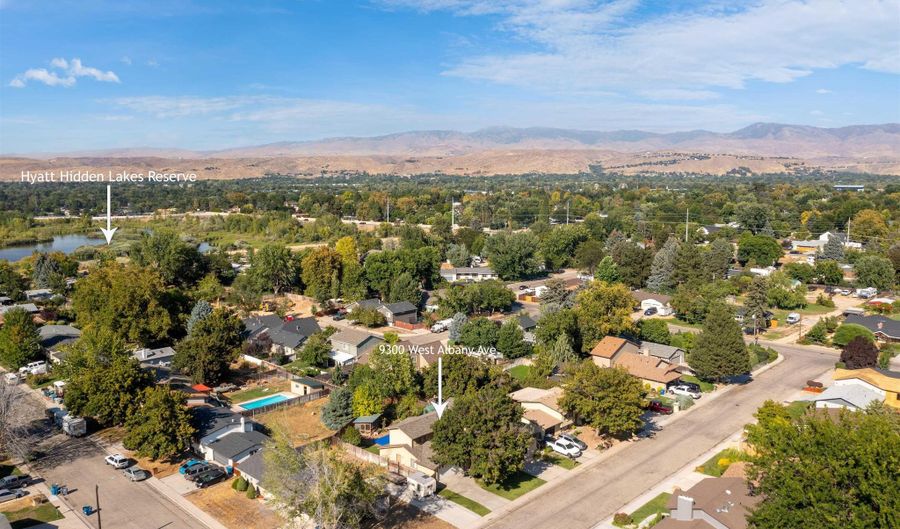 9300 W Albany Ave, Boise, ID 83704 - 5 Beds, 4 Bath
