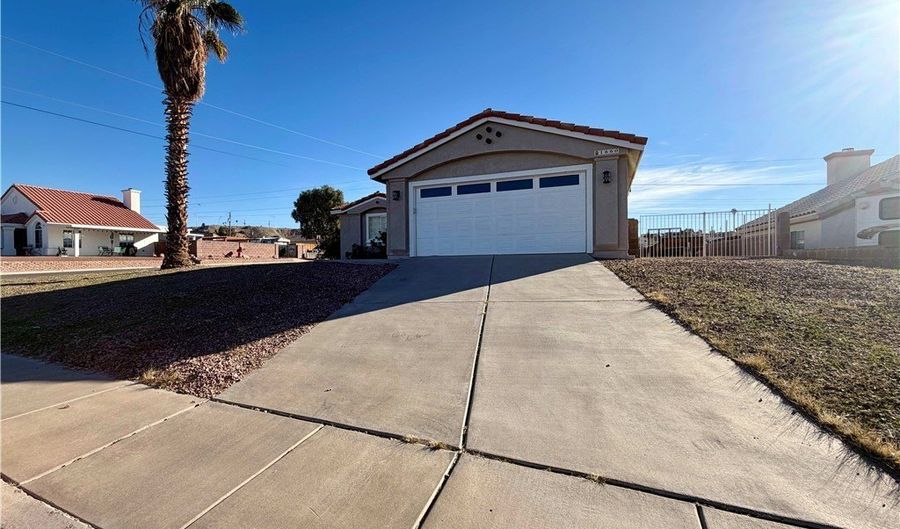 1660 Kyle Ave, Bullhead City, AZ 86442 - 2 Beds, 2 Bath