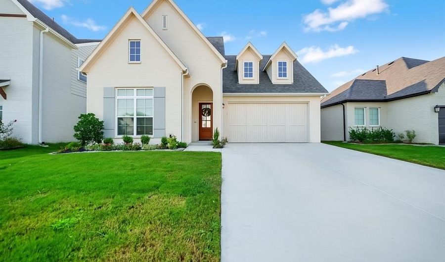102 Observation Dr W, Aledo, TX 76008 - 3 Beds, 2 Bath