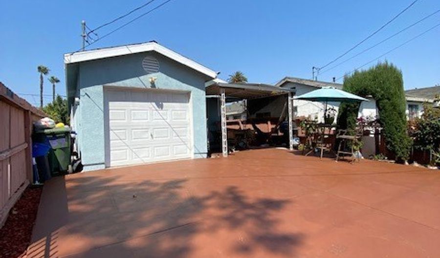 837 W 93rd St, Los Angeles, CA 90044 - 3 Beds, 2 Bath