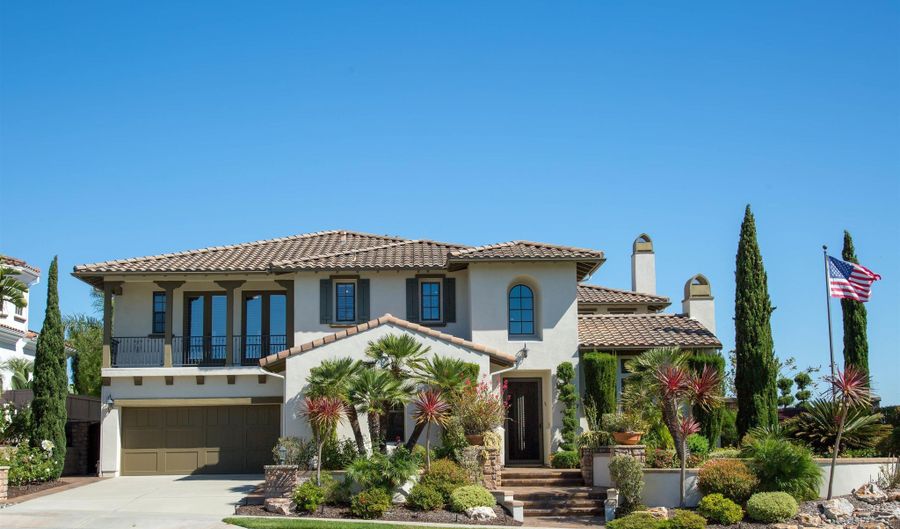 6676 Lemon Leaf Dr, Carlsbad, CA 92011 - 4 Beds, 5 Bath
