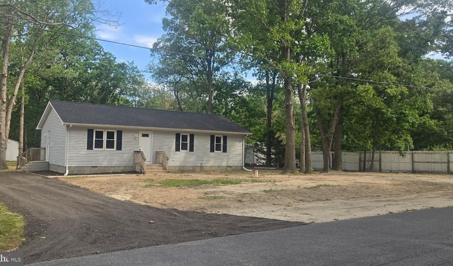 626 CLOVERFIELD Ln, Harrington, DE 19952 - 3 Beds, 2 Bath