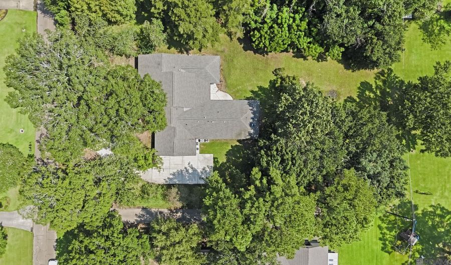433 Jean Lafitte Ave, Baton Rouge, LA 70810 - 4 Beds, 3 Bath