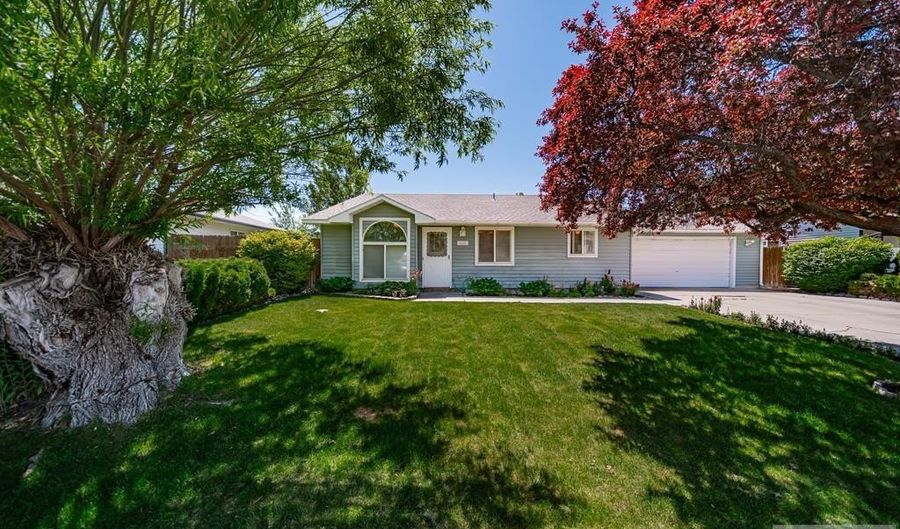 832 Wildrose Ln, Blackfoot, ID 83221 - 3 Beds, 2 Bath