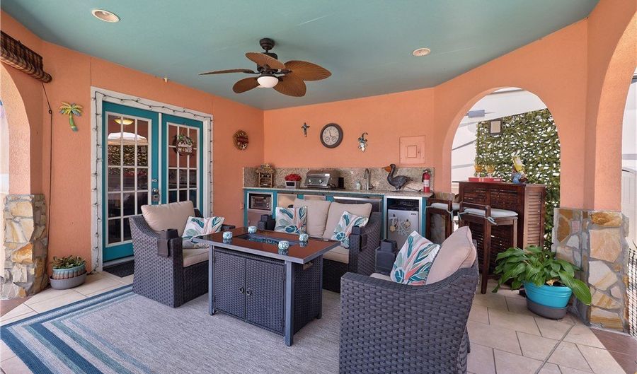 1 Augusta Cir, Aransas Pass, TX 78336 - 1 Beds, 1 Bath
