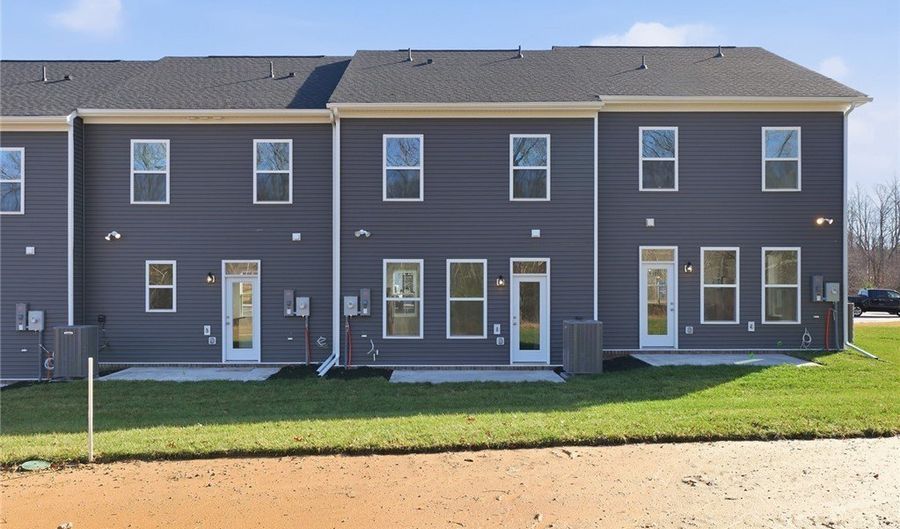 336 Mt. McCauley Way, Aylett, VA 23009 - 3 Beds, 3 Bath