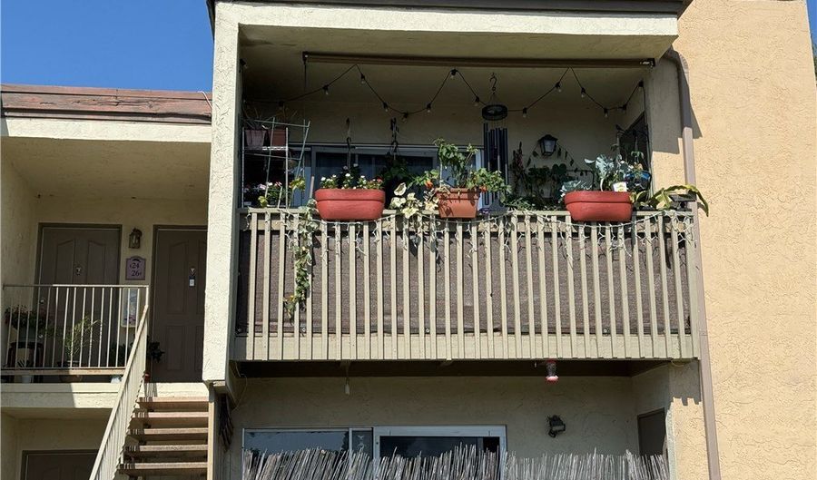 432 Edgehill Ln 26, Oceanside, CA 92054 - 1 Beds, 1 Bath