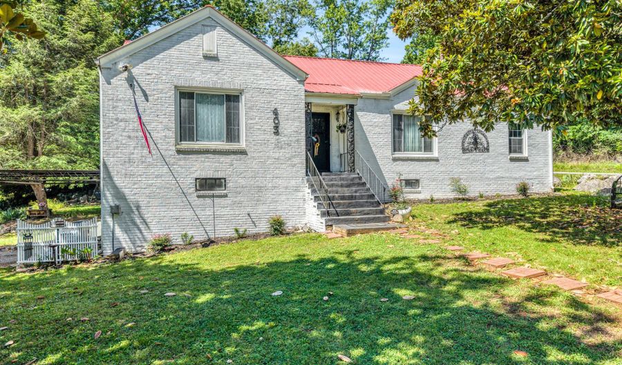 403 Rose Ave, Alcoa, TN 37701 - 3 Beds, 1 Bath
