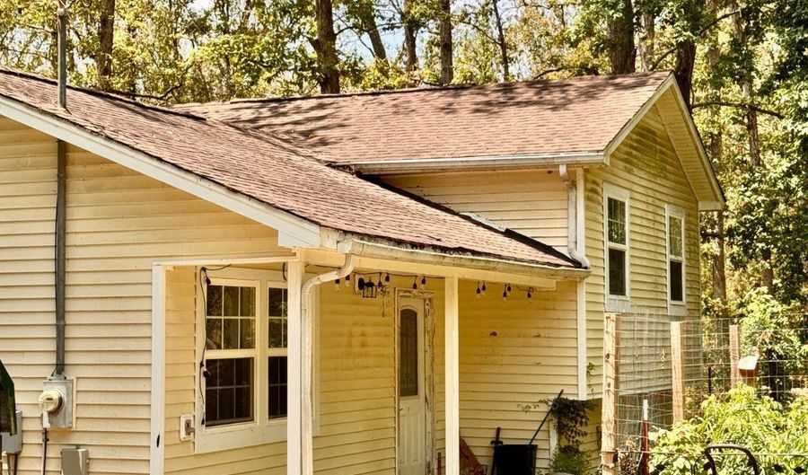 171 151 Anna Ruth Rd, Big Sandy, TN 38221 - 6 Beds, 3 Bath