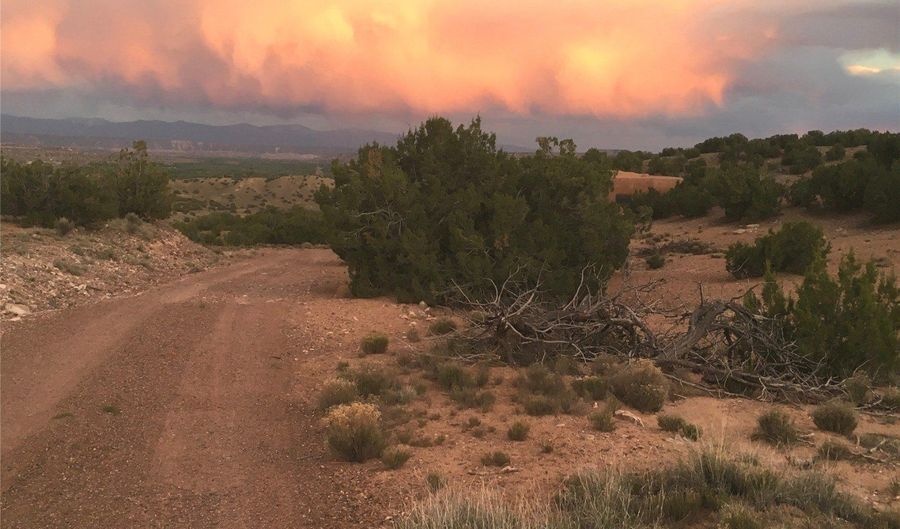 126 CR 156 A, Abiquiu, NM 87510 - 1 Beds, 1 Bath