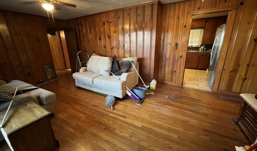 213 Martin Luther King St, Baldwin, LA 70514 - 3 Beds, 2 Bath
