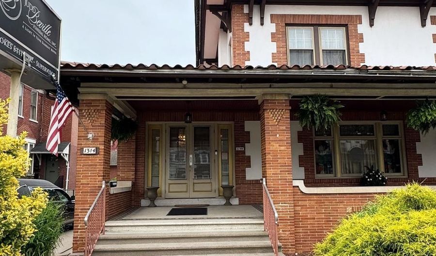 1310 W HAMILTON St, Allentown, PA 18104 - 0 Beds, 0 Bath
