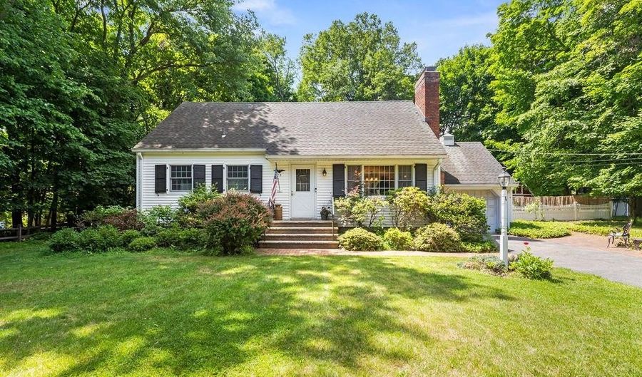13 Provost Dr, Airmont, NY 10901 - 4 Beds, 2 Bath
