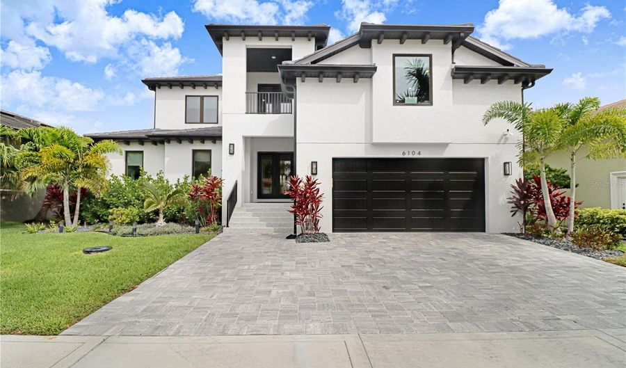 6104 LAGOMAR Ln, Apollo Beach, FL 33572 - 4 Beds, 4 Bath