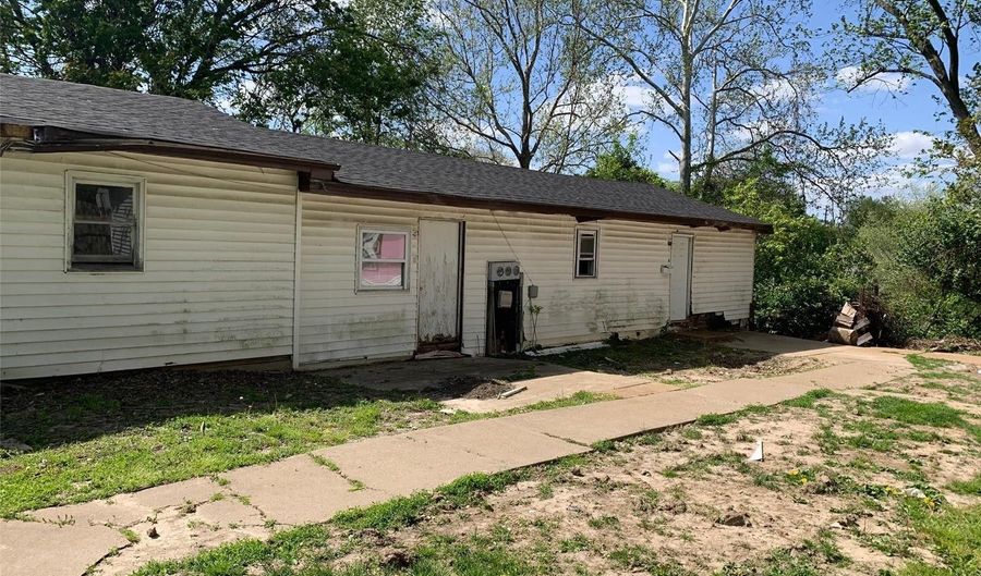 317 Bissell Ave, Collinsville, IL 62234 - 0 Beds, 0 Bath