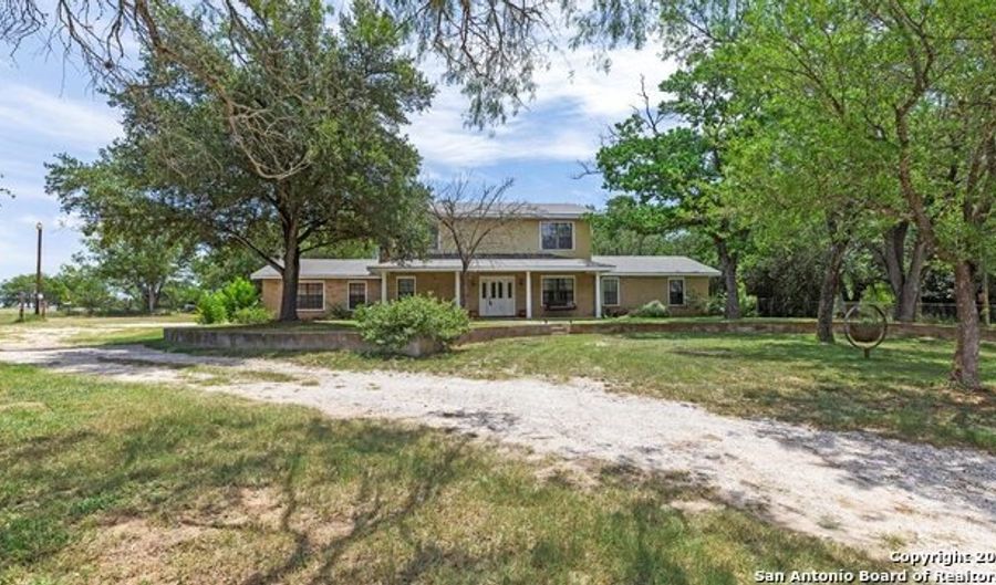 6592 Cooksey, Adkins, TX 78101 - 5 Beds, 4 Bath
