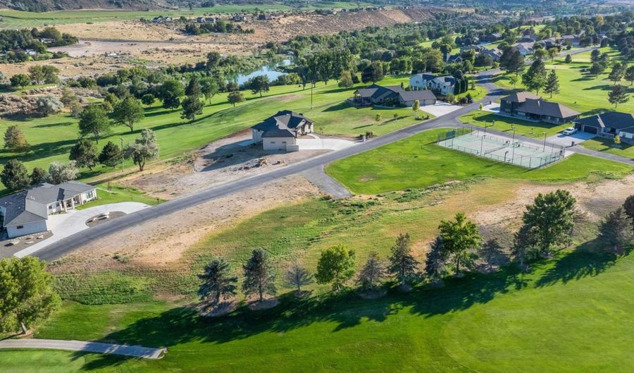 And Lot 68b Block 11 Clear Lake Pud Ph2 lot 68A, Buhl, ID 83316 - 0 Beds, 0 Bath