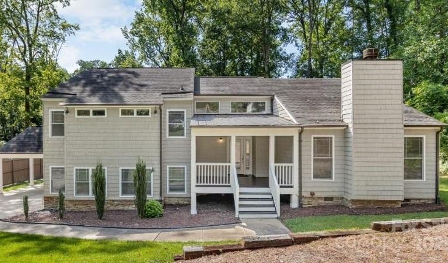6219 Fair Valley Dr, Charlotte, NC 28226 - 4 Beds, 4 Bath