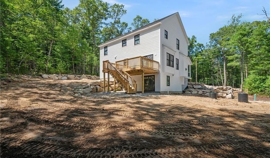 2036 Putnam Pike, Glocester, RI 02814 - 4 Beds, 3 Bath