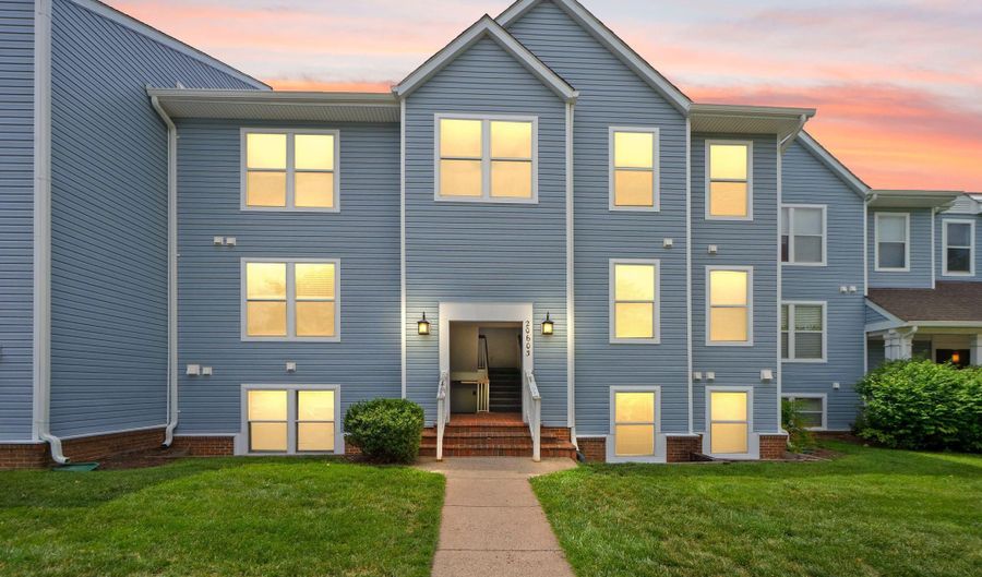 20603 CORNSTALK 201, Ashburn, VA 20147 - 2 Beds, 1 Bath