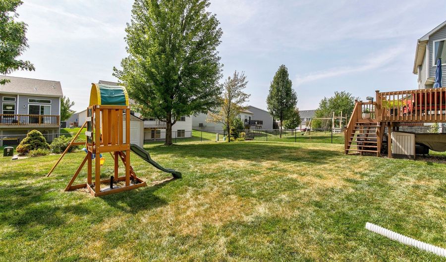 118 21st St SW, Altoona, IA 50009 - 3 Beds, 4 Bath