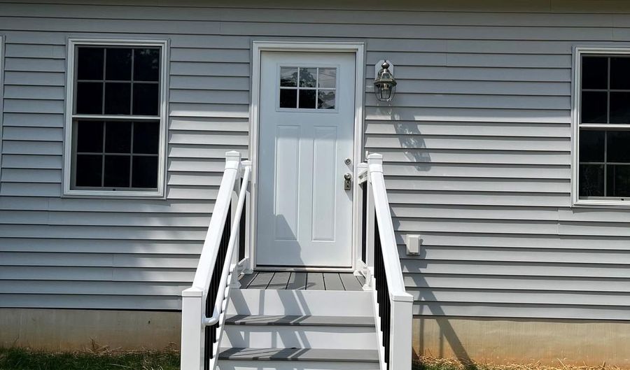 2114 MOORLAND Dr, Bel Air, MD 21015 - 3 Beds, 2 Bath
