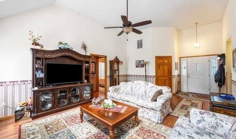 107 W Beaver Dr, South Dennis, NJ 08210 - 3 Beds, 2 Bath