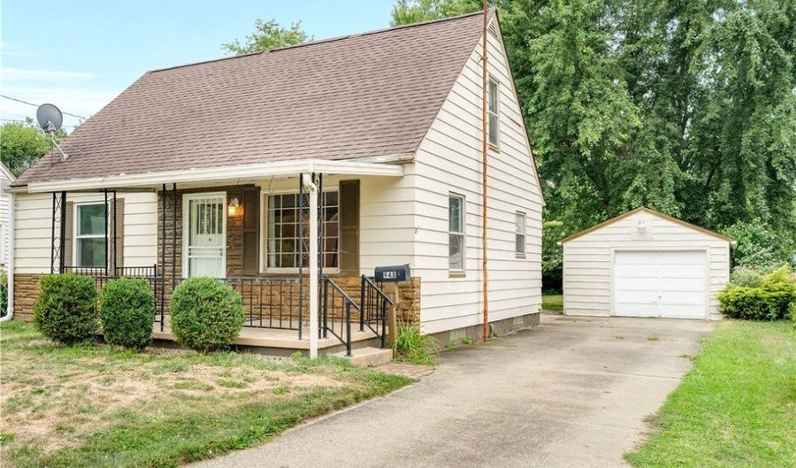 948 Francis Ave SE, Warren, OH 44484 - 3 Beds, 2 Bath