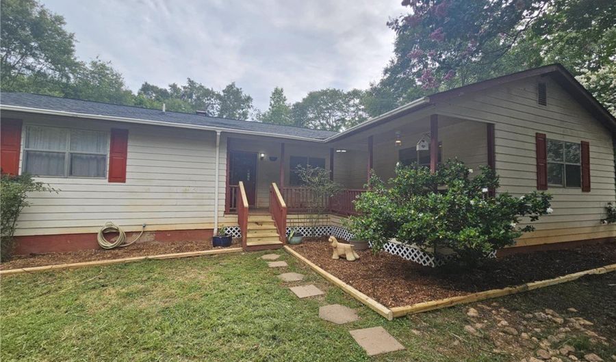 233 Mariner Rd, Belton, SC 29627 - 3 Beds, 2 Bath
