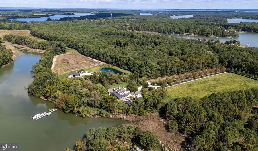 7508 COOPER POINT Rd, Bozman, MD 21612 - 6 Beds, 8 Bath
