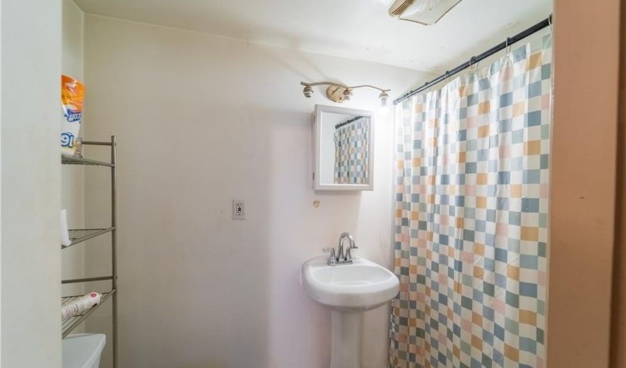 143 Hedley Ave, Central Falls, RI 02863 - 7 Beds, 4 Bath